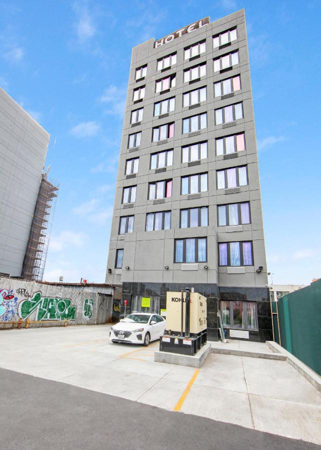 Hotel 365 Bronx - Yankee Stadium ニューヨーク エクステリア 写真