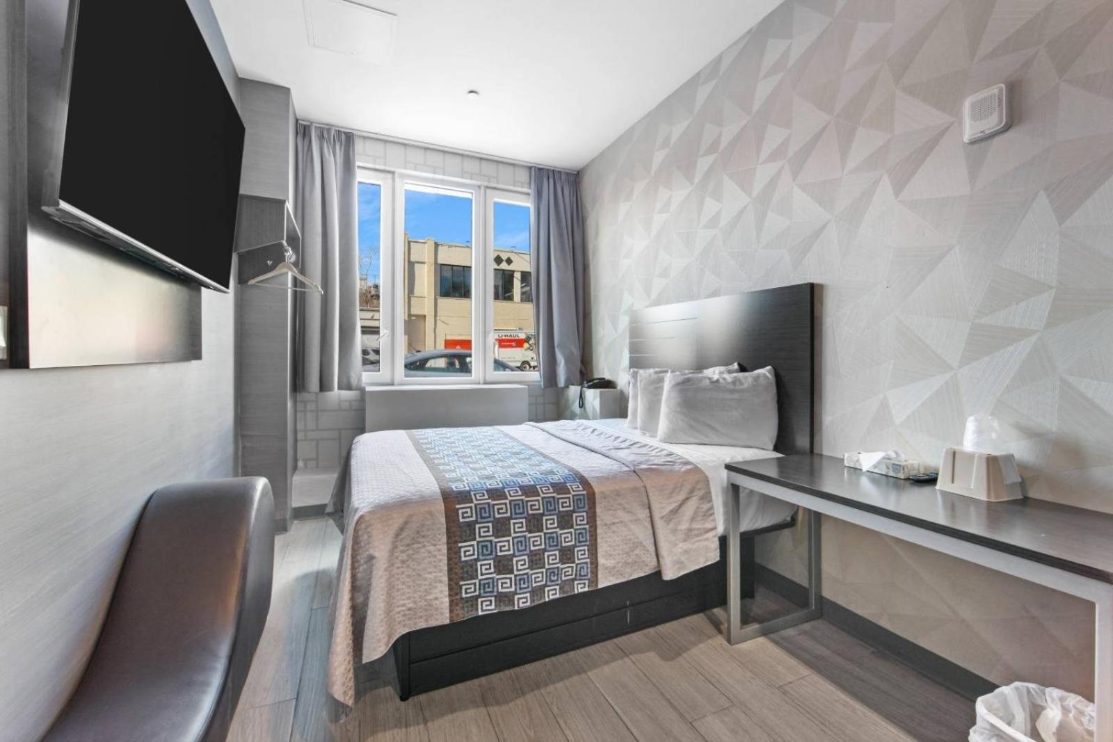 Hotel 365 Bronx - Yankee Stadium ニューヨーク エクステリア 写真